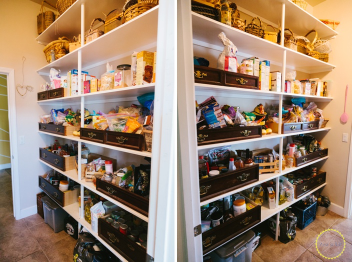 21 inspiradoras ideas de almacenamiento en la despensa para hogares ocupados, Cambio de imagen de la despensa