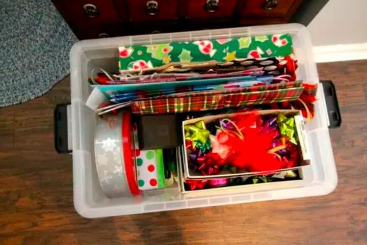 how to store and organize holiday decor