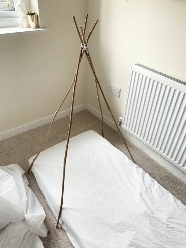 diy teepee, Pull Canes Together