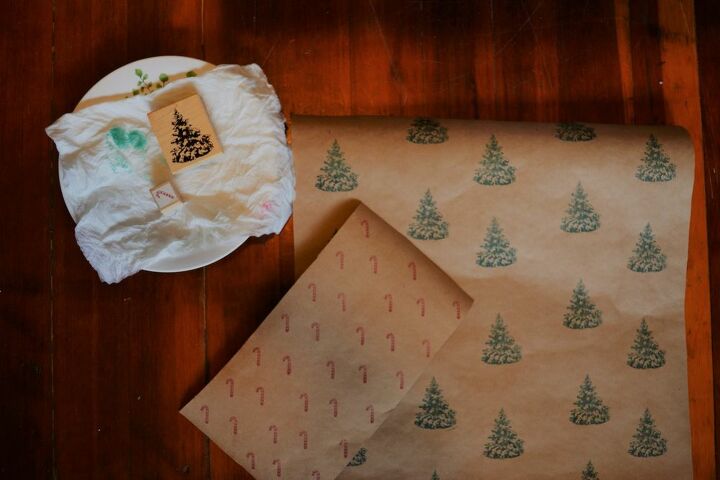 diy christmas wrapping paper