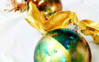 DIY Alcohol Ink Ornaments (Easy DIY Ornaments for the Holidays)