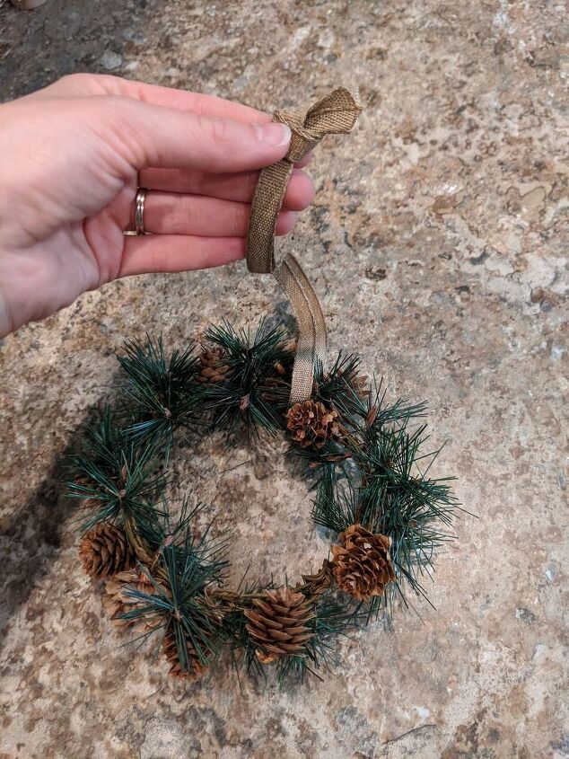 easy and beautiful kitchen cabinet christmas wreaths