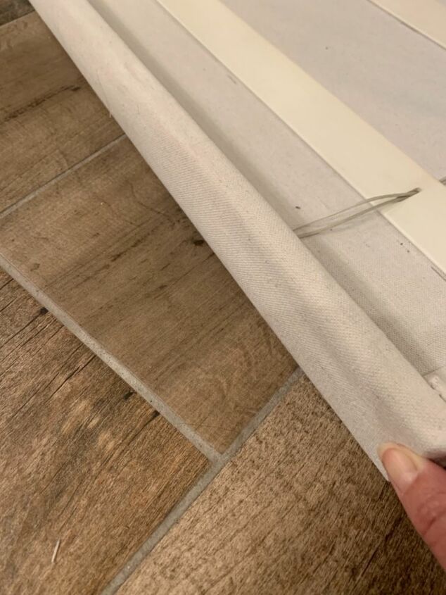 easy diy roman shades, The final step the bottom of the bracket