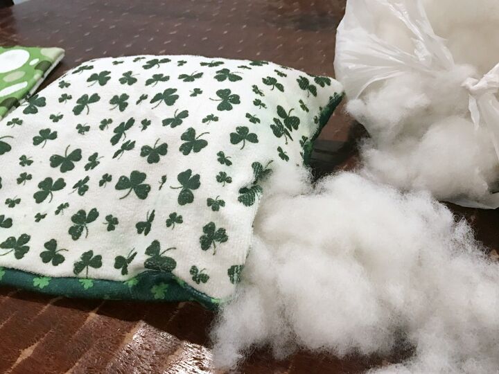 como fazer almofadas sem costura com toalhas de mo