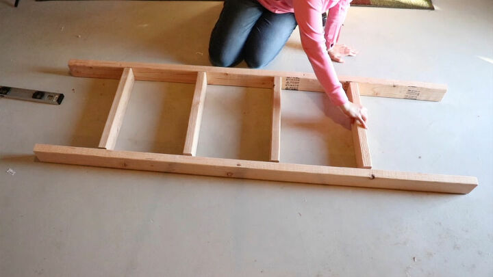 how to build a 2x4 blanket ladder