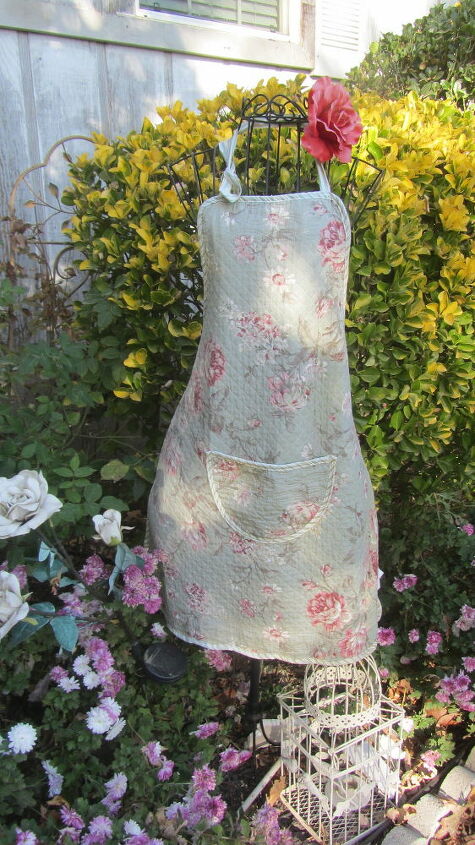 arte de natal no jardim uma saia de rvore torna se uma saia real
