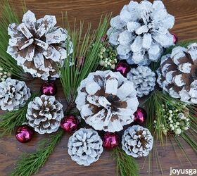 4 Ways to Make Glitter Pinecones