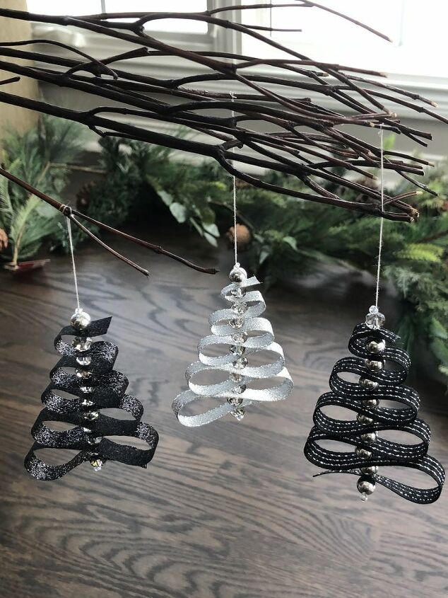 ribbon christmas tree ornaments