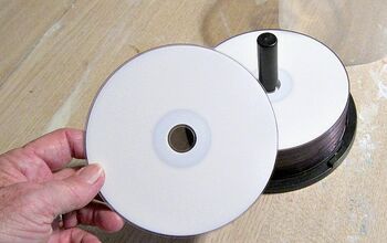 Corona de Navidad de CDs reciclados