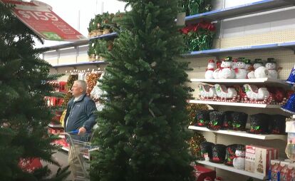 Diy Holiday Spray To Make Your Faux Christmas Tree Smell Like Real Hometalk Diy Holiday Spray To Make Your Faux Christmas Tree Smell Like Real Hometalk