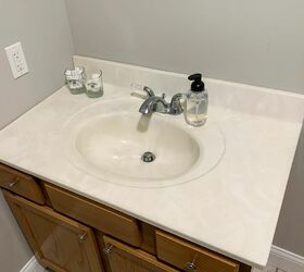 https://cdn-fastly.hometalk.com/media/2019/12/14/5985276/paint-your-outdated-bathroom-counterop-for-less-than-5.jpeg?size=720x845&nocrop=1