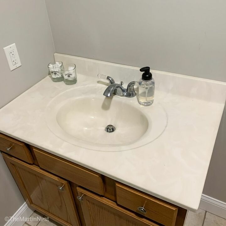 paint your outdated bathroom counterop for less than 5