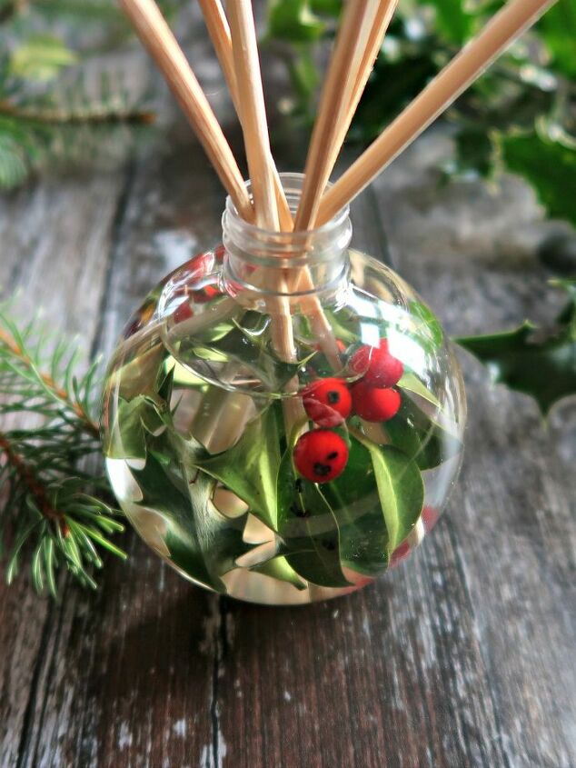 how to make super cute christmas reed diffusers