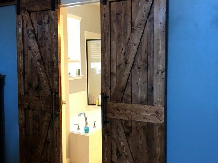 q poll on door style