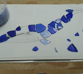 blue whale mosaic picture frame, Filling in the Outline