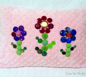 dress up a pillow with buttons