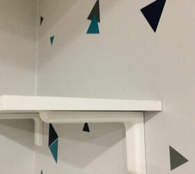 diy geometric accent wall using removable vinyl