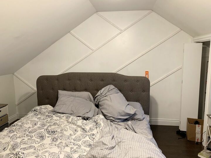 bedroom moulding design feature wall