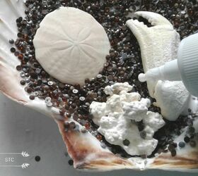 beachcombing treasures displayed in epoxy resin, Adding 2nd layer of Glue