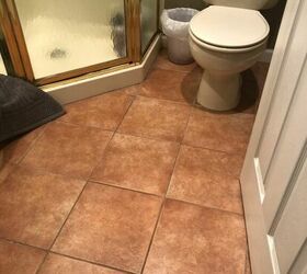 Matching Tile Floors and Walls in the Bathroom
