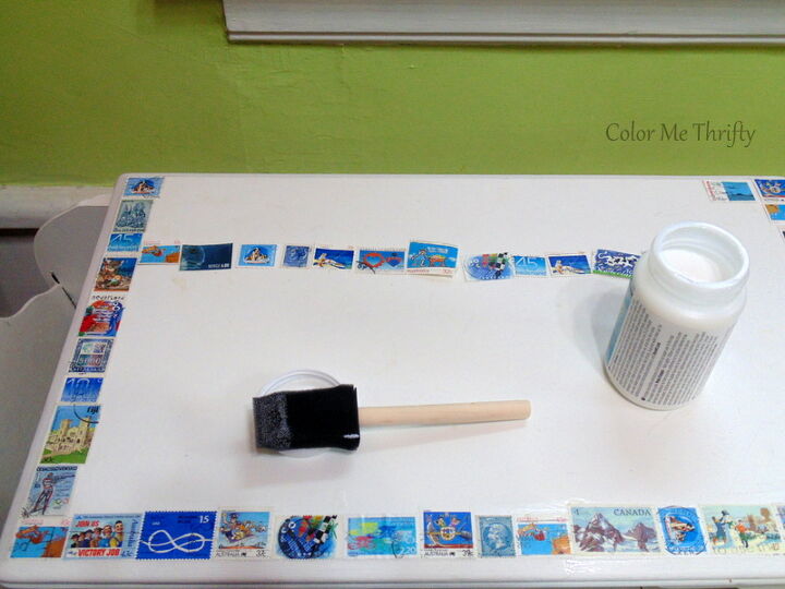 reforma de mesa com selos postais