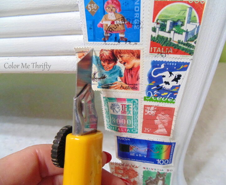 reforma de mesa com selos postais