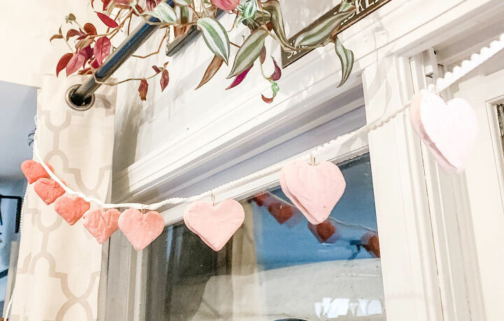 easy valentine s day heart garland made with play doh