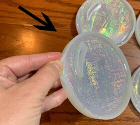 how to make iridescent resin bubble coasters