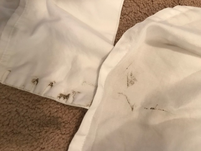 what causes brown streaks on laundry