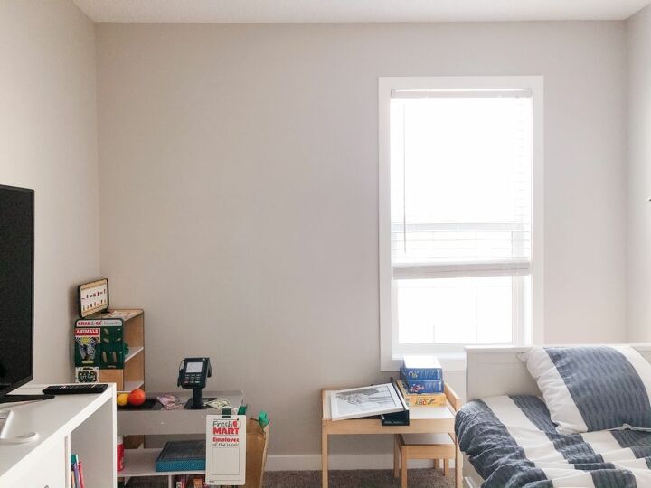 playroom diy accent wall