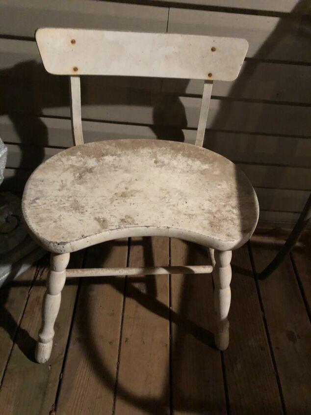 q how do i refurbish this weathered chair and paint it blue