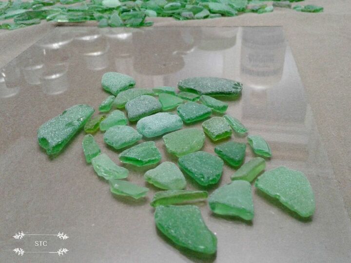 seaglass mosiacs turtle momma and babies, Turtle Momma Glued in Place