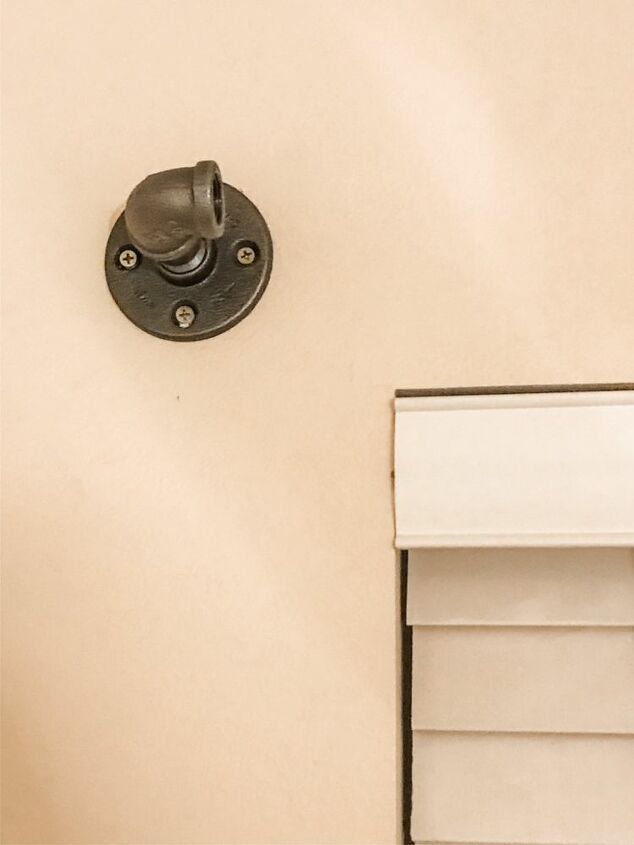 stationary industrial crane rods