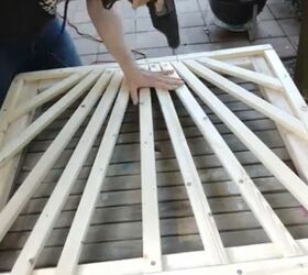 build a safety gate to match your deck, Create Sunburst