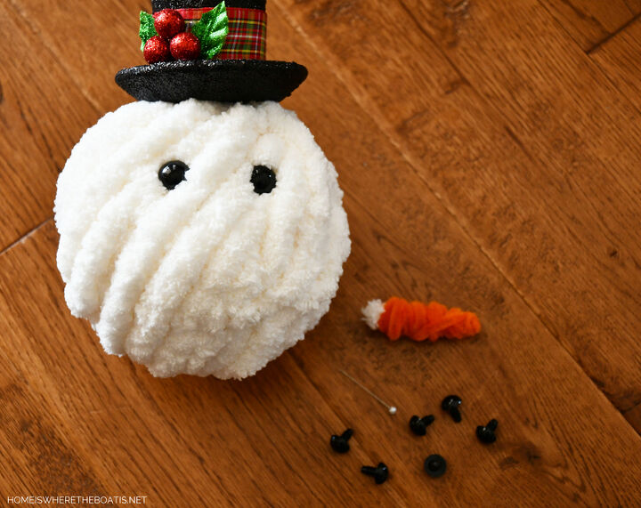 a frosty fun diy and easy winter craft, yarn snowman ball