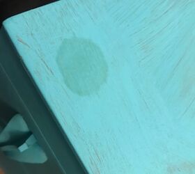 Consejo rápido sobre cómo arreglar el sangrado en los muebles y la decoración pintados con tiza