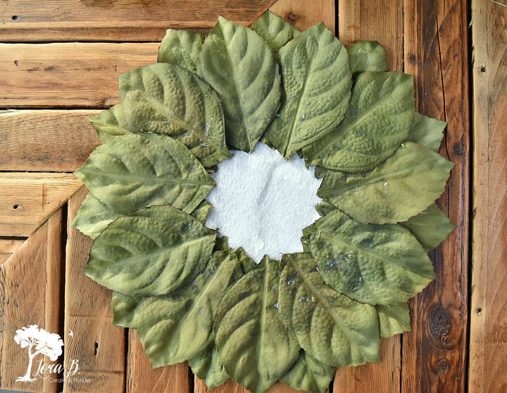 diy leafy chargers placemats