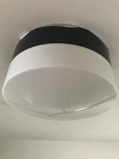 How Do I Replace The Bulb In This Enclosed Bathroom Ceiling Light Hometalk - How To Take Off Bathroom Light Cover