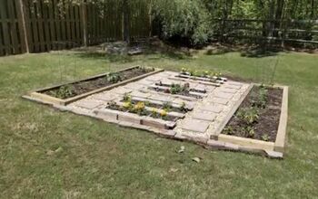 Upcycle Pallets to Build an Almost Free Vegetable and Herb Garden Bed