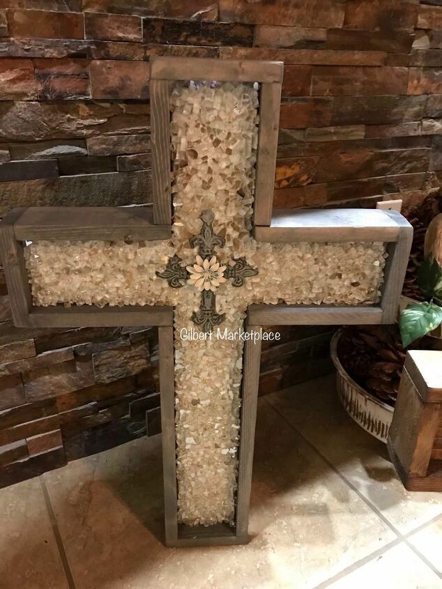 cmo hacer una cruz de madera con cristal, Cruz decorativa de madera con piedras de vidrio decorativas