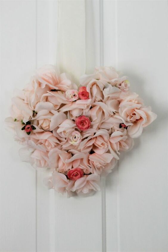 diy floral heart shaped wreath