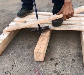 how to make a pallet breaker pry bar