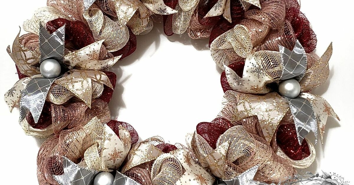 How To Make A Deco Mesh Bubble Wreath With 3 Colors Tutorial Diy