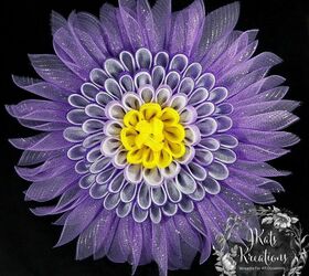 deco mesh daisy petal flower wreath tutorial