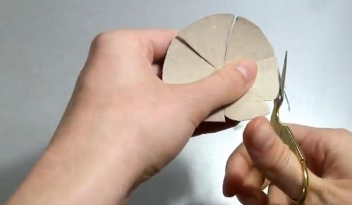 how to make a rose from a cardboard tube recycled toilet paper roll, Round Petal Edges