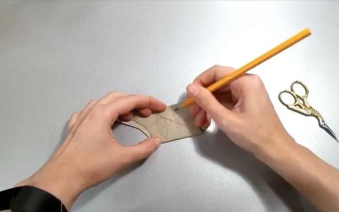 how to make a rose from a cardboard tube recycled toilet paper roll, Create Leaves