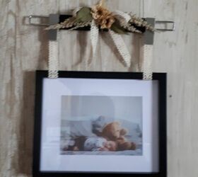 how to make a hanging photo frame
