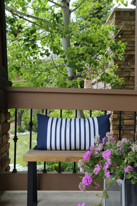 how to keep patio cushions dry