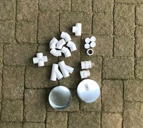 Use PVC pipes to finally keep squirrels out of your bird feeders