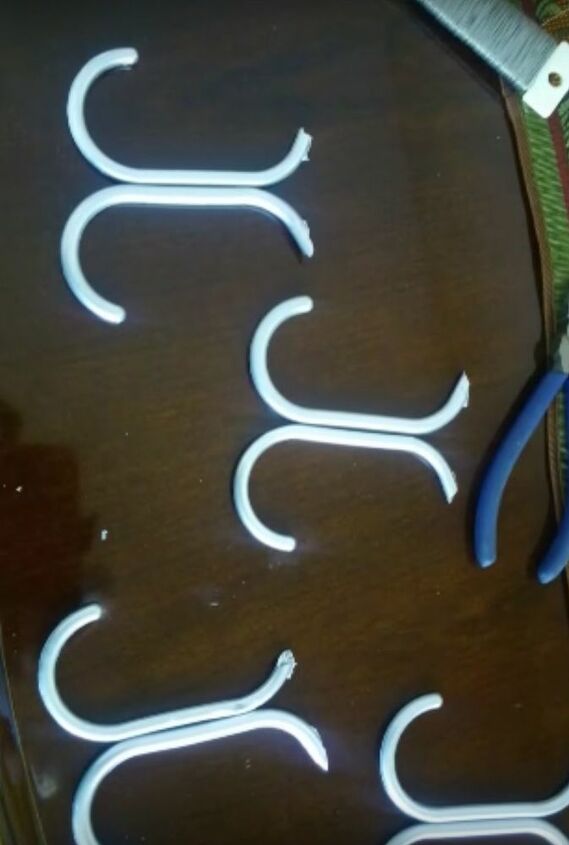 how to give your boring brass chandelier a glamorous makeover, New Center Hooks